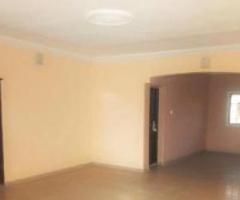 3bdrm Block of Flats in Rumueme for Rent